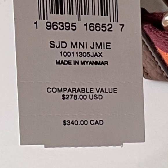 BRAND NEW Classic Coach Purse - Picture 7 of 7